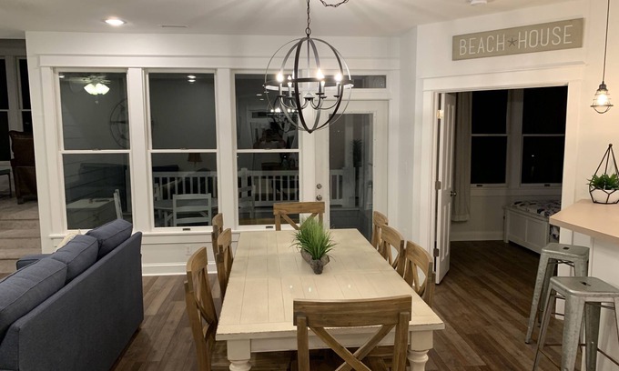 Manteo Condo | Brand New Totally Renovated Marina Front Condo in Pirates Cove.