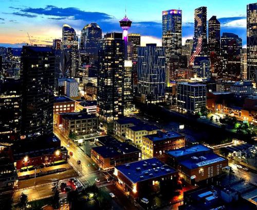 Victoria Park Apartment | Breath Taking View-4Guest DT Skyline 35th Floor