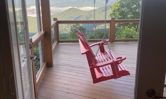 Scaly Mountain House | Breathtaking Views of multiple states