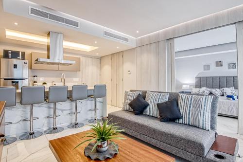 Marina Vallarta Apartment | Breeze Easy at Nautico