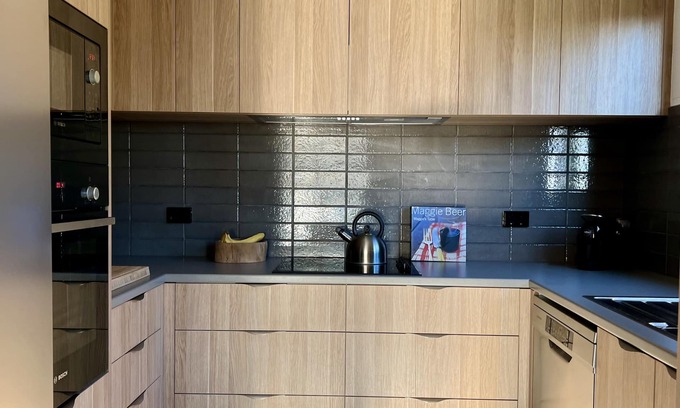 Pambula Beach Cabin | Breeze Inn - Ground floor Pambula Beach