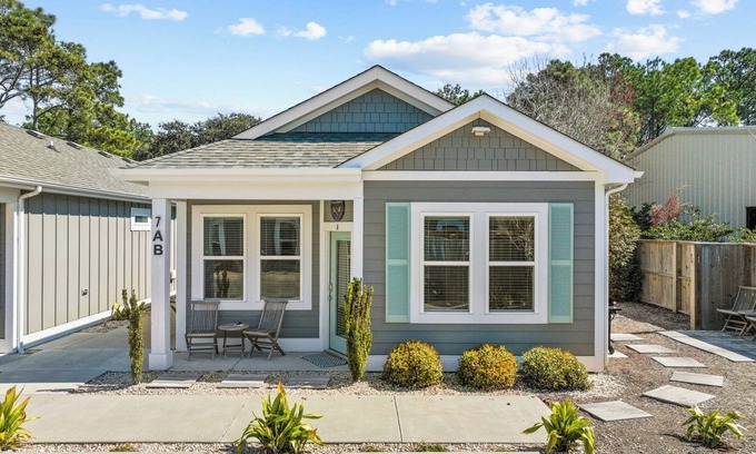 Corolla Light Condo | Breezy Bungalow Pet-Friendly With Community Amenities