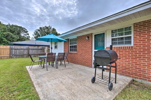 Gulfport House | Breezy Gulfport Getaway Less Than 1 Mile to Beach and Casino