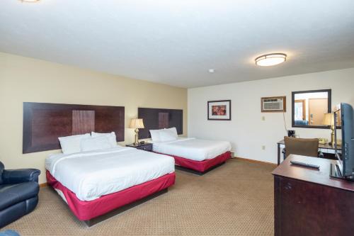 Marquette Hotel | Brentwood Motor Inn