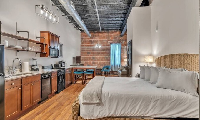 Myrtle Beach Condo | Brewer's Paradise: Unique Myrtle Beach Loft