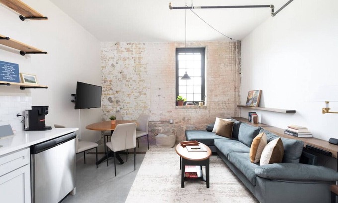 Westown Apartment | Brewery District 2-Story 2BR Apt Near Fiserv with Rooftop, Gym, and Parking