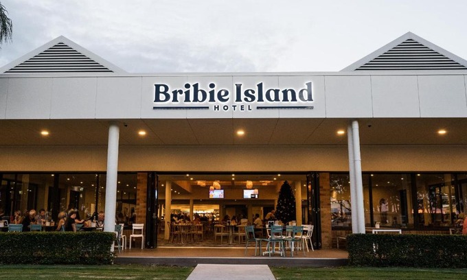 Bellara Hotel | Bribie Island Hotel