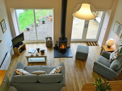 Lauder House | Bridge Cottage