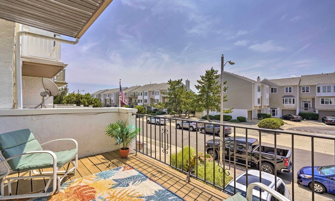 Southend House | Brigantine Retreat w/Balconies - Walk to Beach!