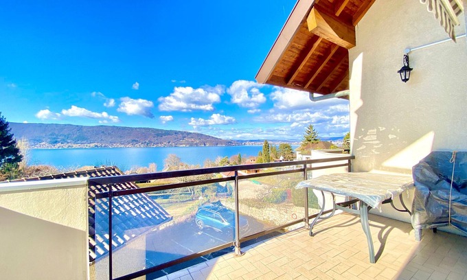 Veyrier-du-Lac Apartment | Bright 2-bedroom apartment with terrace, parking and WiFi in Veyrier-du-Lac