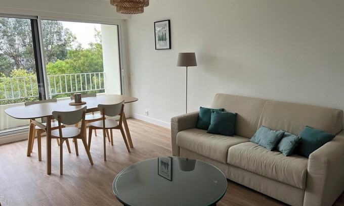 Vannes Apartment | Bright 71 M2 2-bedroom apartment near the port of Vannes