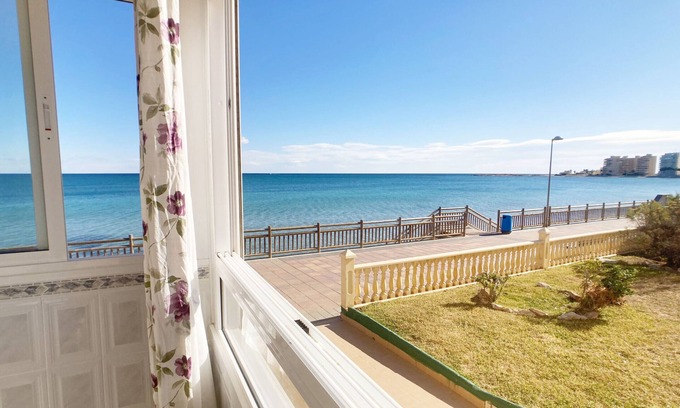 San Javier Apartment | Bright and spacious 3 bedroom frontline with stunning views