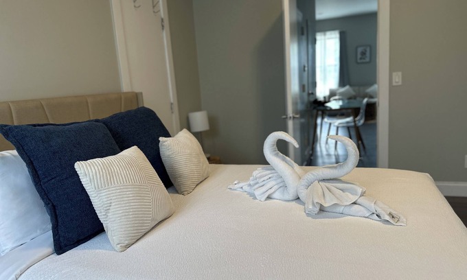 Albany Apartment | Bright & Airy 1 BDRM Private Apartment