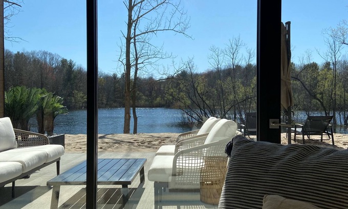 Stevensville House | Bright and Airy Lakefront Home with NEW POOL: Available May-Sep