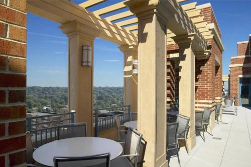 Aurora Highlands Apartment | Bright and Cozy Apartment Near Pentagon City