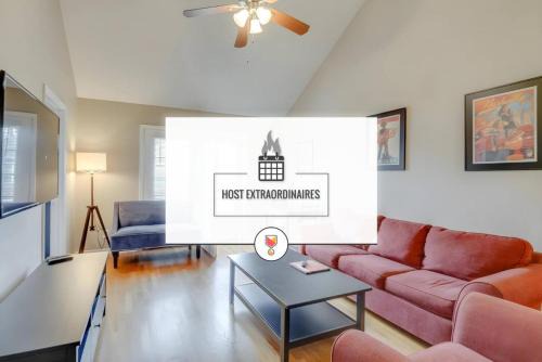 Hope Gardens House | Bright and Fresh Large Backyard Minutes to Broadway