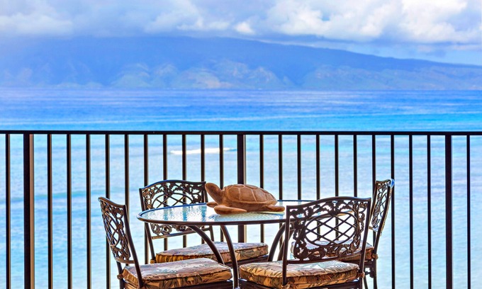 Kahana Condo | Bright and spacious oceanfront 2BD condo