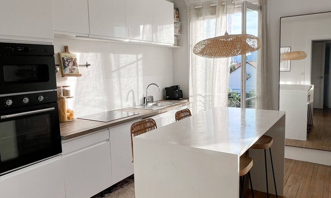 Choisy-le-Roi Apartment | Bright apartment near Paris - 15 min ORLY