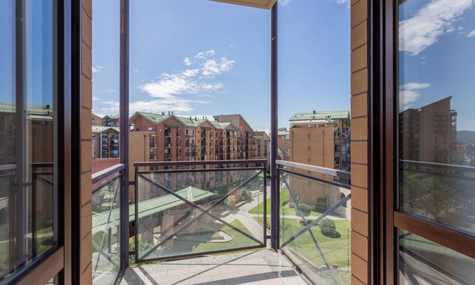San Donato Apartment | Bright Apartment near Parco Dora