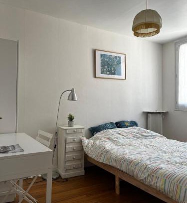 Cachan House | Bright Bedroom 15 min to Paris Center with 5 mins walk to metro railway RER B