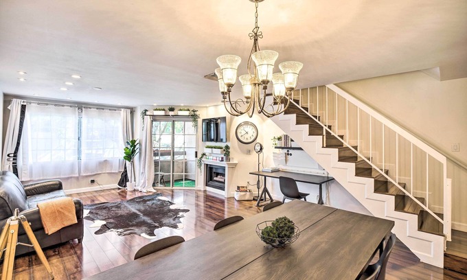 Burbank Condo | Bright Burbank Condo < 2 Mi to Griffith Park!