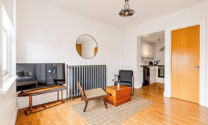 Spitalfields Apartment | Bright Central Studio in Vibrant Spitalfields