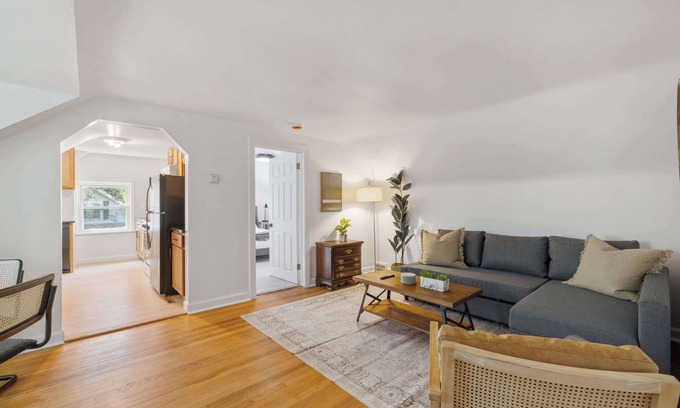 Ypsilanti Apartment | Bright, Clean & Cozy Newly-Renovated 2BR! Welcome!