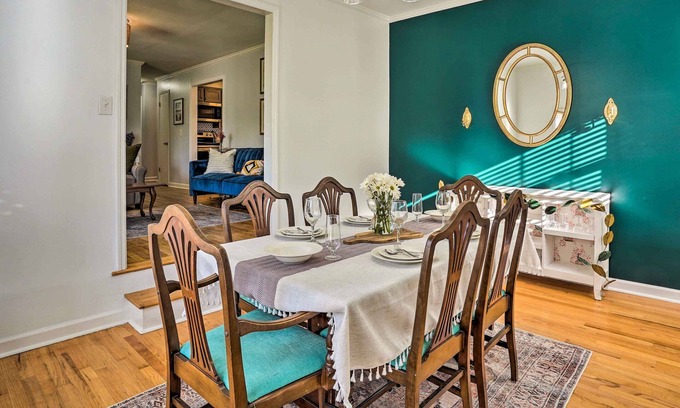 West Ashley House | Bright & Cozy Charleston Home Near Downtown!