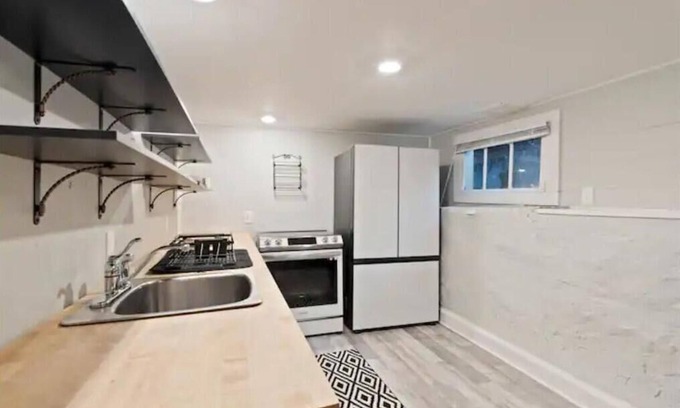 Cliff - Cannon Apartment | Bright Cozy Private Suite