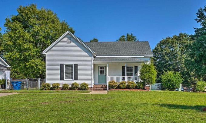 Durham House | Bright Durham Home with Fully Furnished Deck!