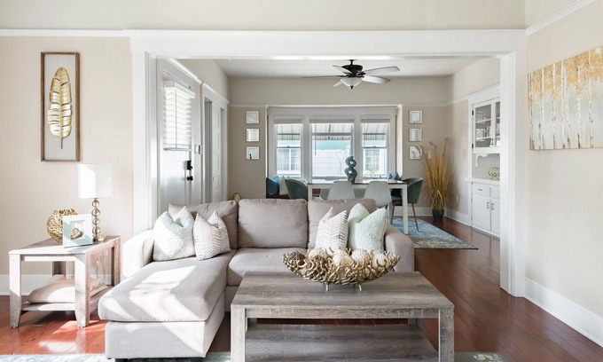 Whittier House | Bright, Family-Friendly Home, Great Beds, between Disneyland & Universal Studios