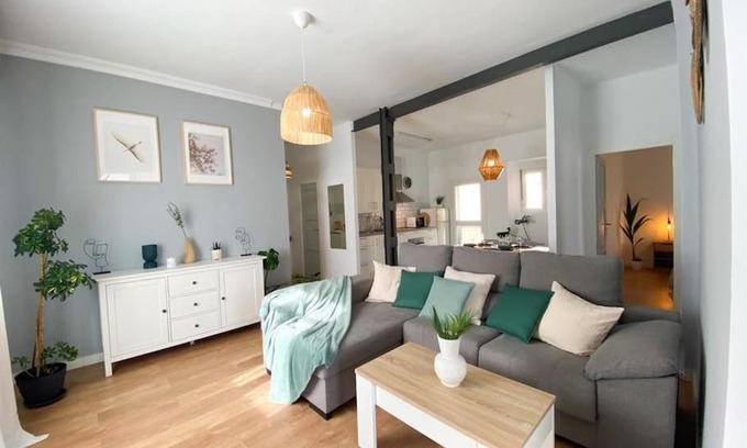 Ciudad Jardin Apartment | Bright flat Rosaleda