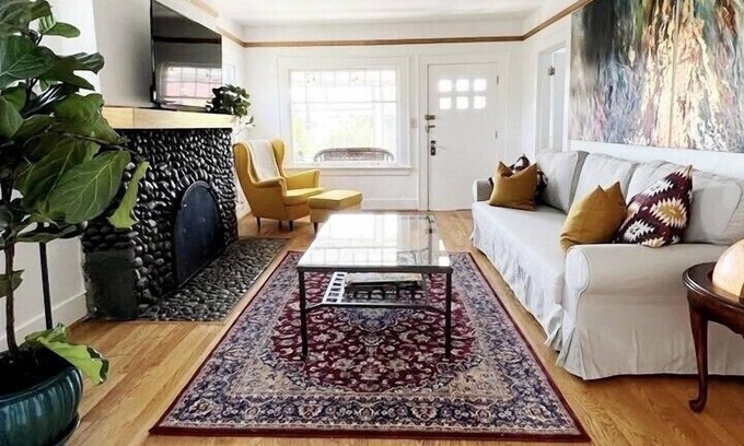 Phinney Ridge House | Bright house in the heart of Ballard, Seattle (Pet friendly)