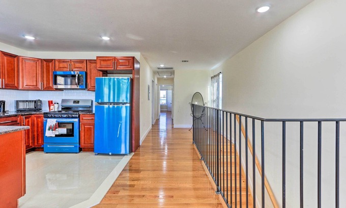 Irvington House | Bright Irvington Home ~ 2 Mi to Prudential Center!