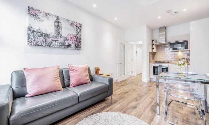 Colville Apartment | Bright & Modern 2-Bed Portobello Notting Hill