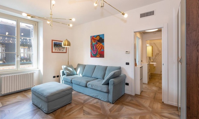 Porta Venezia Apartment | Bright one bedroom Porta Venezia - Mirable PM