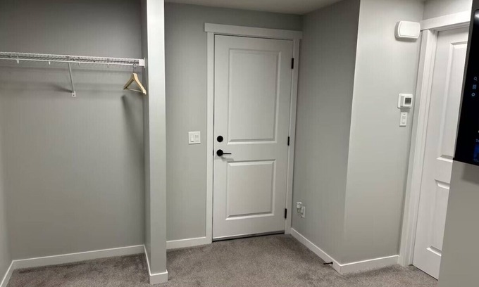 Southeast Calgary House | Bright & Spacious 2BR Getaway