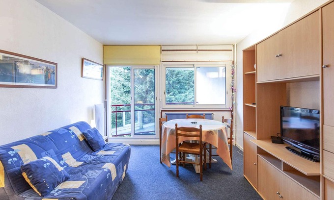 Eaux-Bonnes Apartment | Bright studio for 6 people near slopes and shops