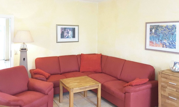 Ostseebad Prerow Apartment | bright terrace apartment with beach chair in the old captain's house, max. 3 pers.