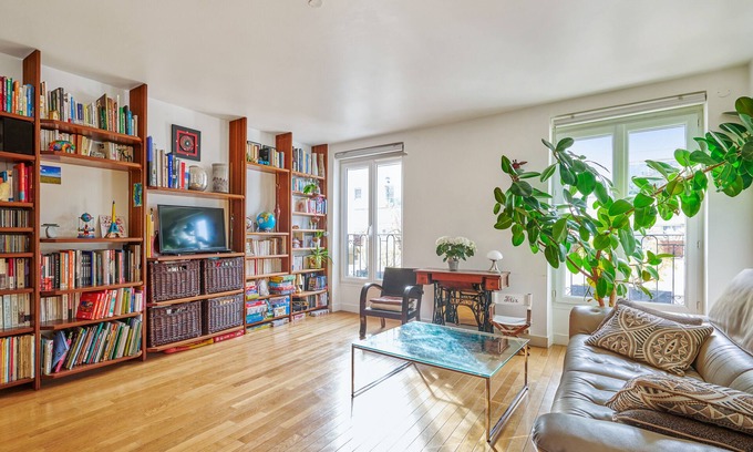 Saint-Mande Apartment | Bright two-bedroom in the heart of Saint-Mandé - Welkeys