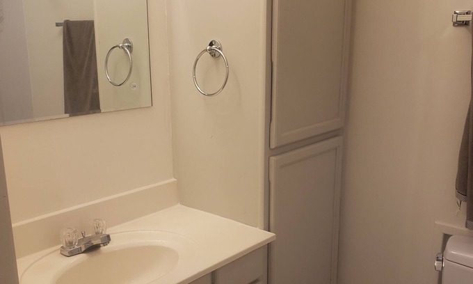 Central Okanagan House | Bright Walk Out Basement Suite