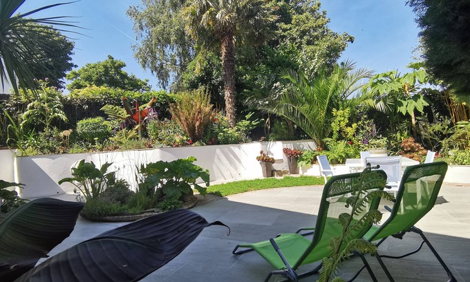 Falmouth House | Bright, welcoming Falmouth 2 bed home with garden and parking