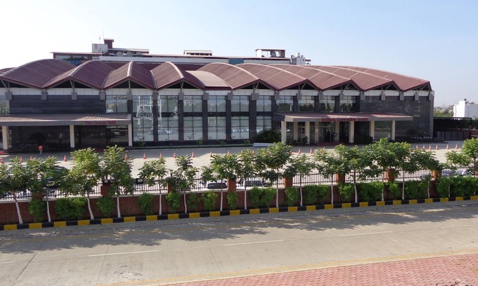 Indore Hotel | Brilliant Hotel & Convention Center