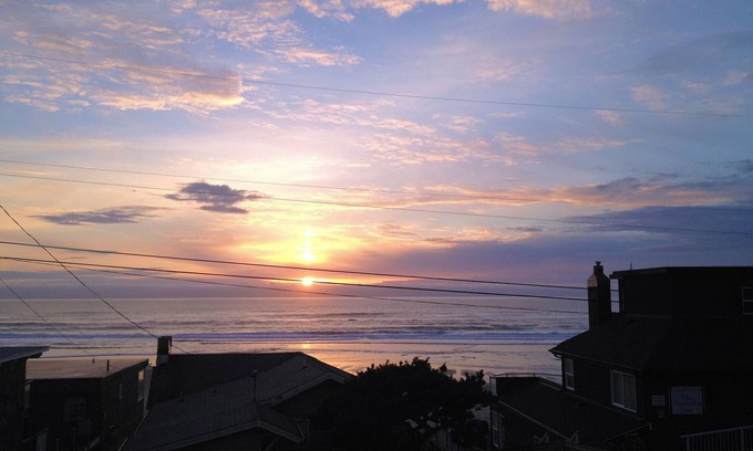 Lincoln City Condo | Bring the Family and dog to the Beach
