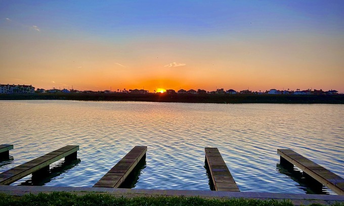 Corpus Christi Condo | Bring your boat to Aqua Casita on the Canal. 19' boat slip