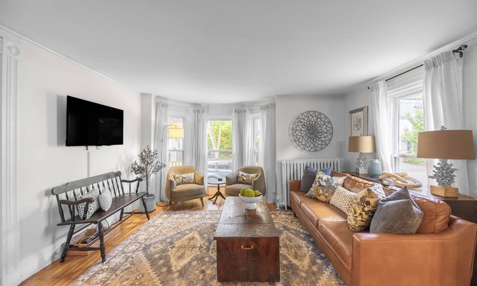 Bangor House | Broadway Historic District Home