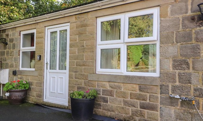 Oakworth House | Bronte Cottage