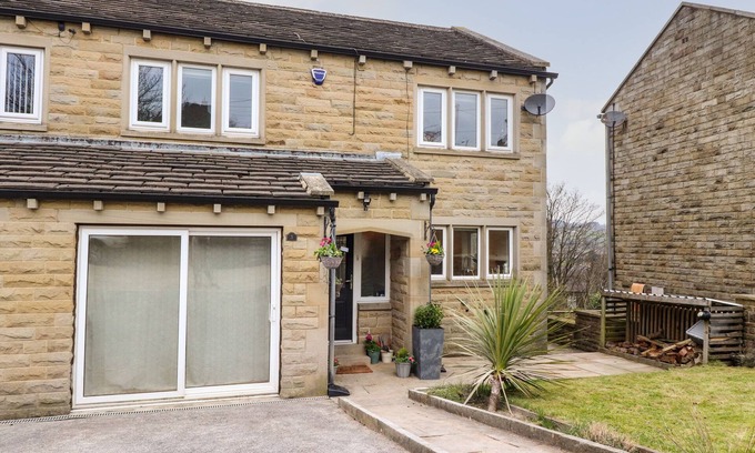 Haworth Cottage | BRONTE VIEW COTTAGE, pet friendly, with open fire in Haworth