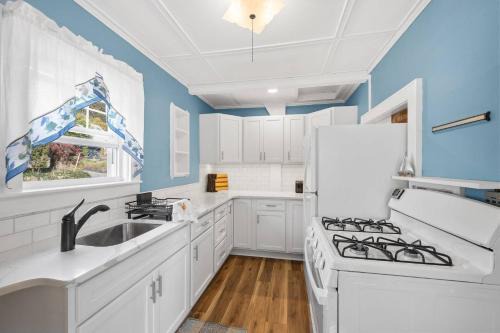 Plymouth House | Brookside Bungalow
