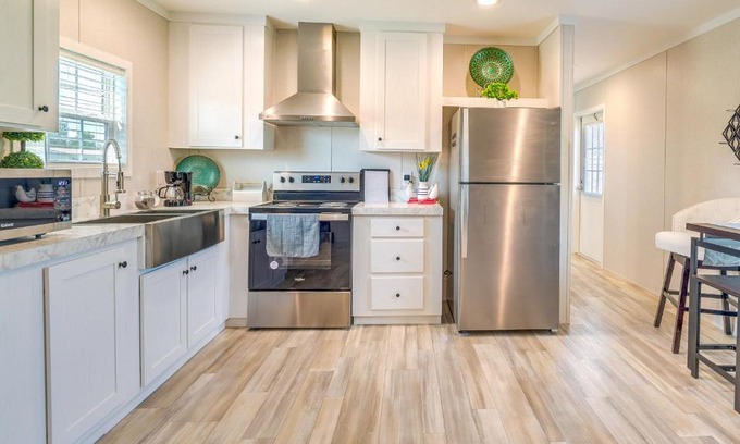 Brooksville House | Brooksville Home with Fenced Yard - 14 Mi to Coast!